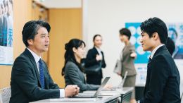 労働や産業の分野